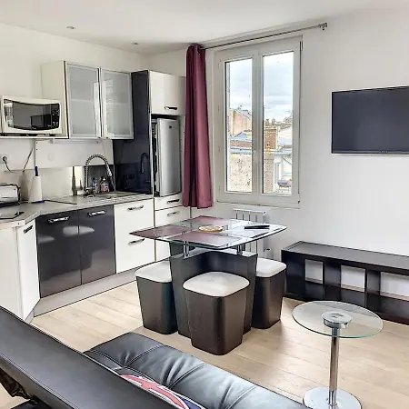 Avec Terrasse Privative, Ascenseur, Et Proche - Fr-1-361-353 Granville