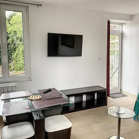 Avec Terrasse Privative, Ascenseur, Et Proche - Fr-1-361-353 Apartment